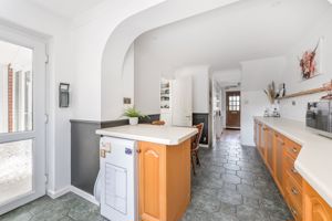Kitchen- click for photo gallery